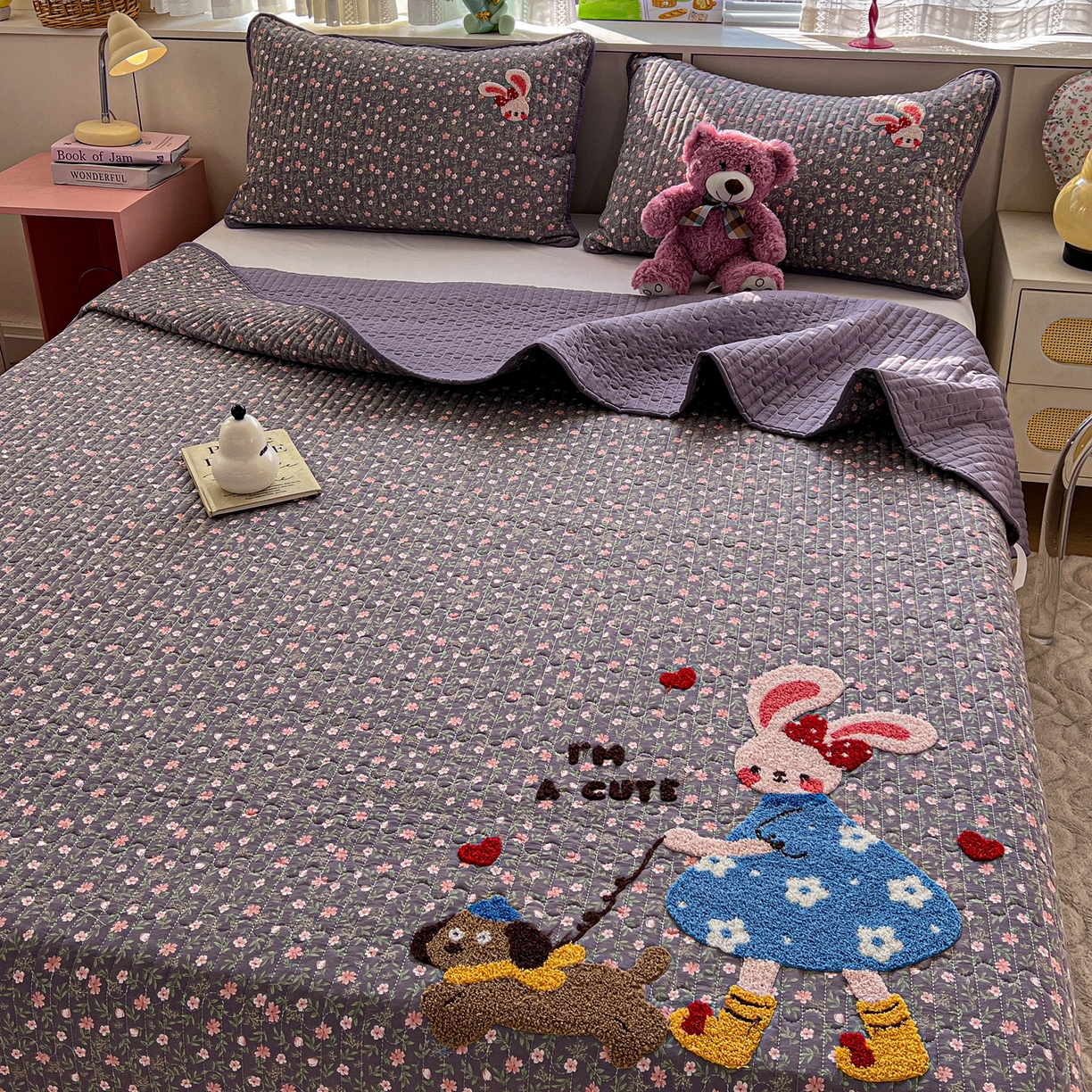 91家纺网 家纺一手货源 找家纺 水墨江南 2026直播热款加厚仿棉古法水洗棉夹棉床盖系列 小兔花花