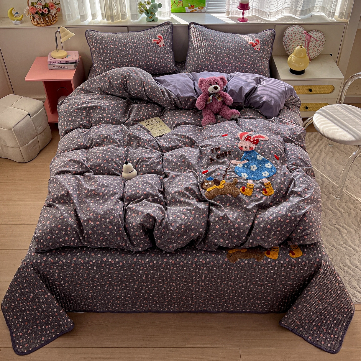 91家纺网 家纺一手货源 找家纺 水墨江南 2026直播热款加厚仿棉古法水洗棉夹棉床盖系列 小兔花花