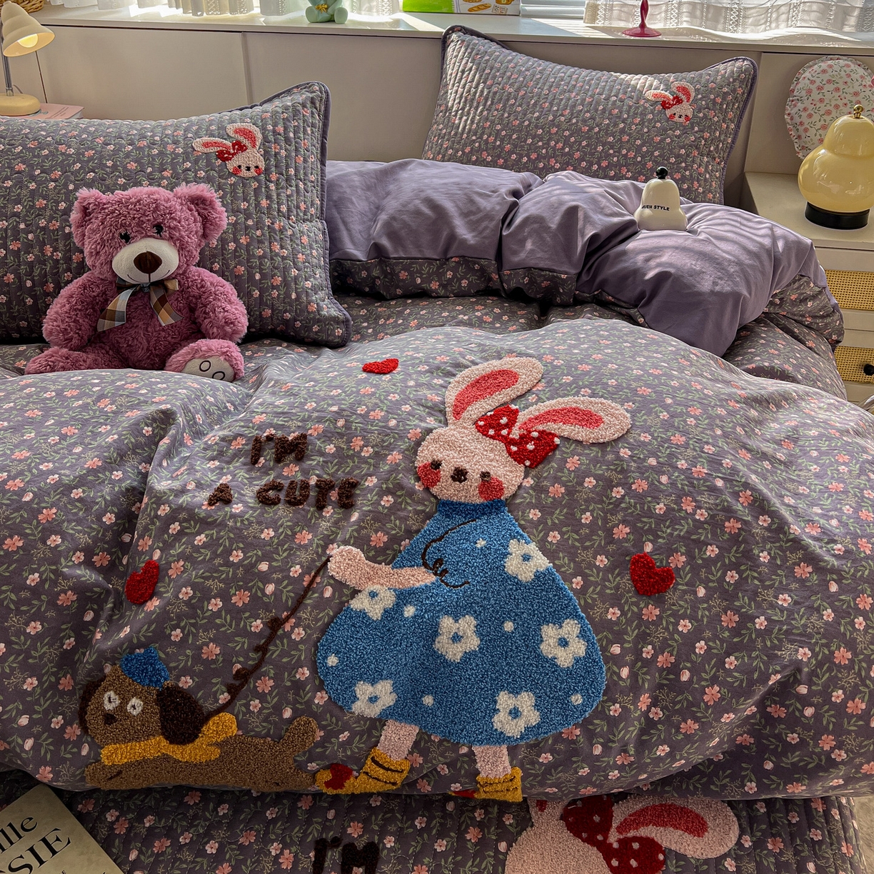 91家纺网 家纺一手货源 找家纺 水墨江南 2026直播热款加厚仿棉古法水洗棉夹棉床盖系列 小兔花花