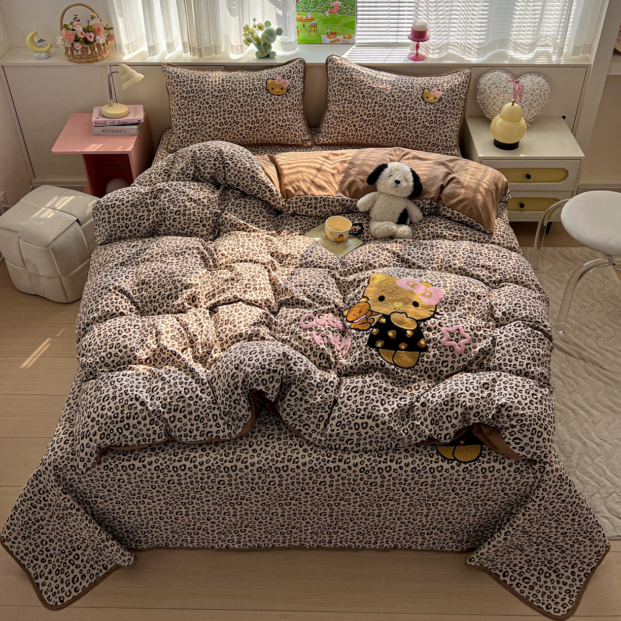 91家纺网 家纺一手货源 找家纺 水墨江南 2026直播热款加厚仿棉古法水洗棉夹棉床盖系列 豹纹猫