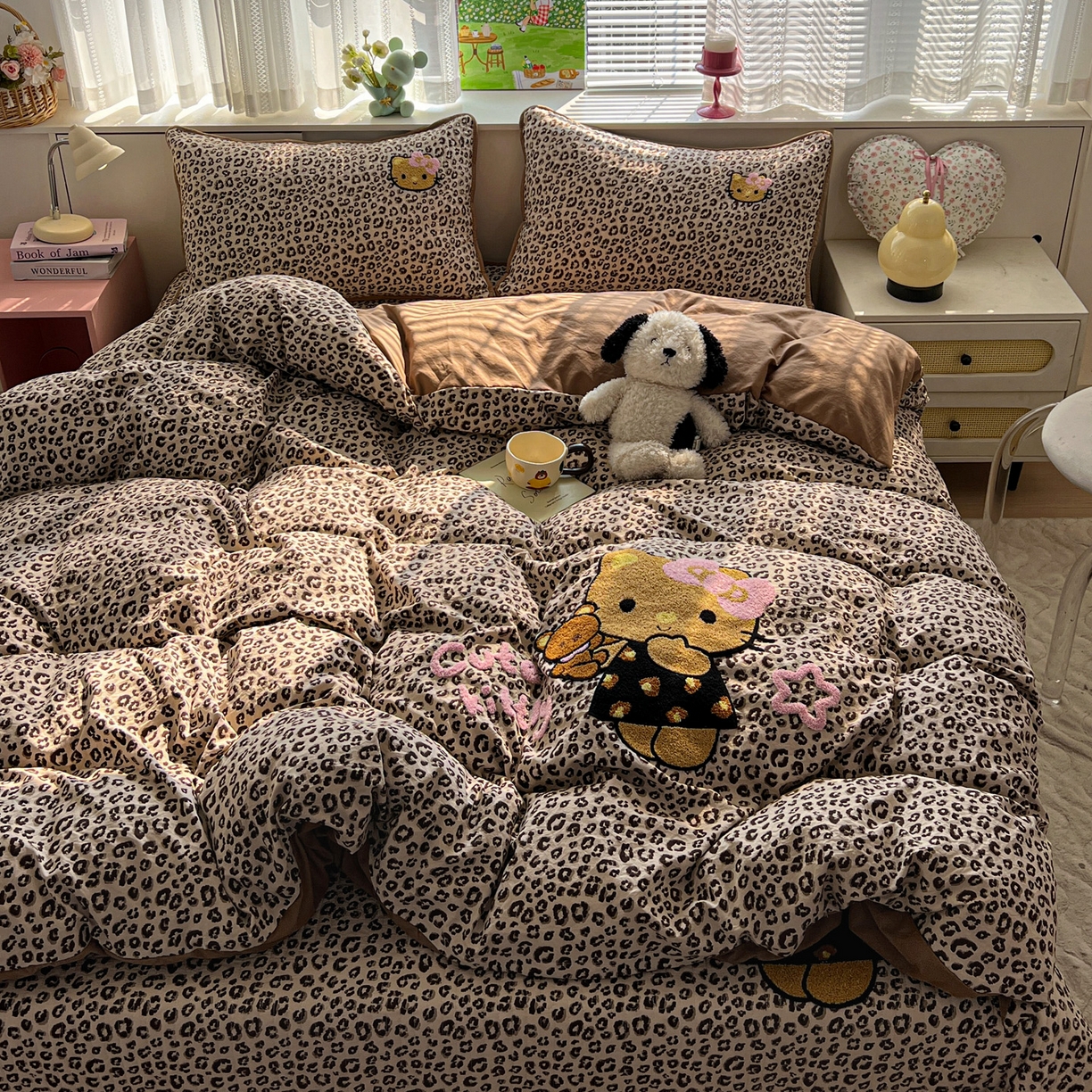 91家纺网 家纺一手货源 找家纺 水墨江南 2026直播热款加厚仿棉古法水洗棉夹棉床盖系列 豹纹猫