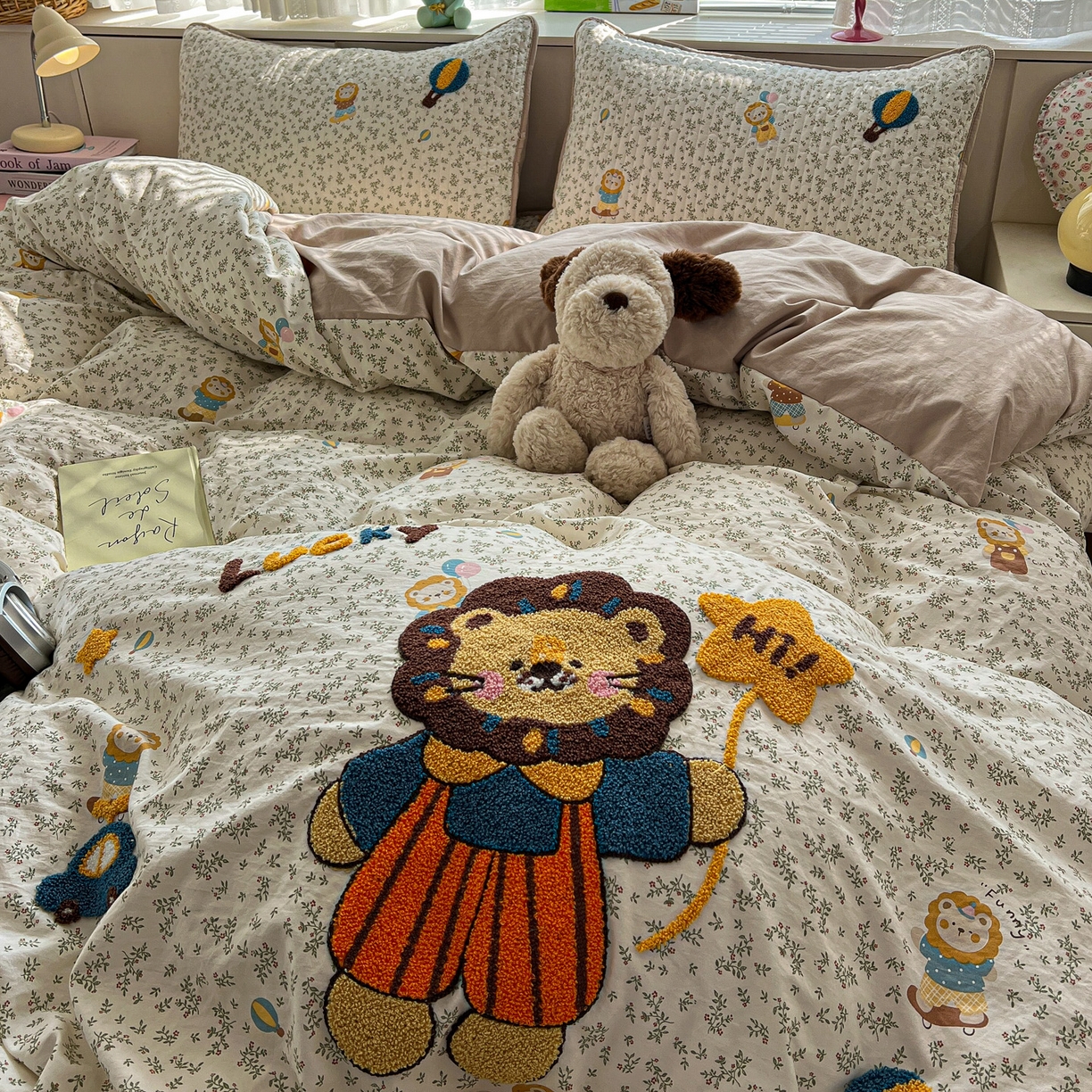 91家纺网 家纺一手货源 找家纺 水墨江南 2026直播热款加厚仿棉古法水洗棉夹棉床盖系列 嗨皮小狮子