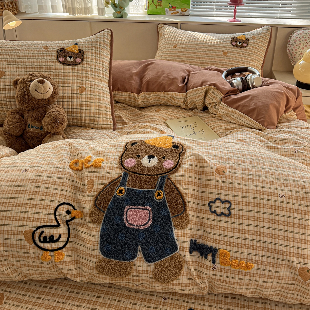 91家纺网 家纺一手货源 找家纺 水墨江南 2026直播热款加厚仿棉古法水洗棉夹棉床盖系列 快乐小熊