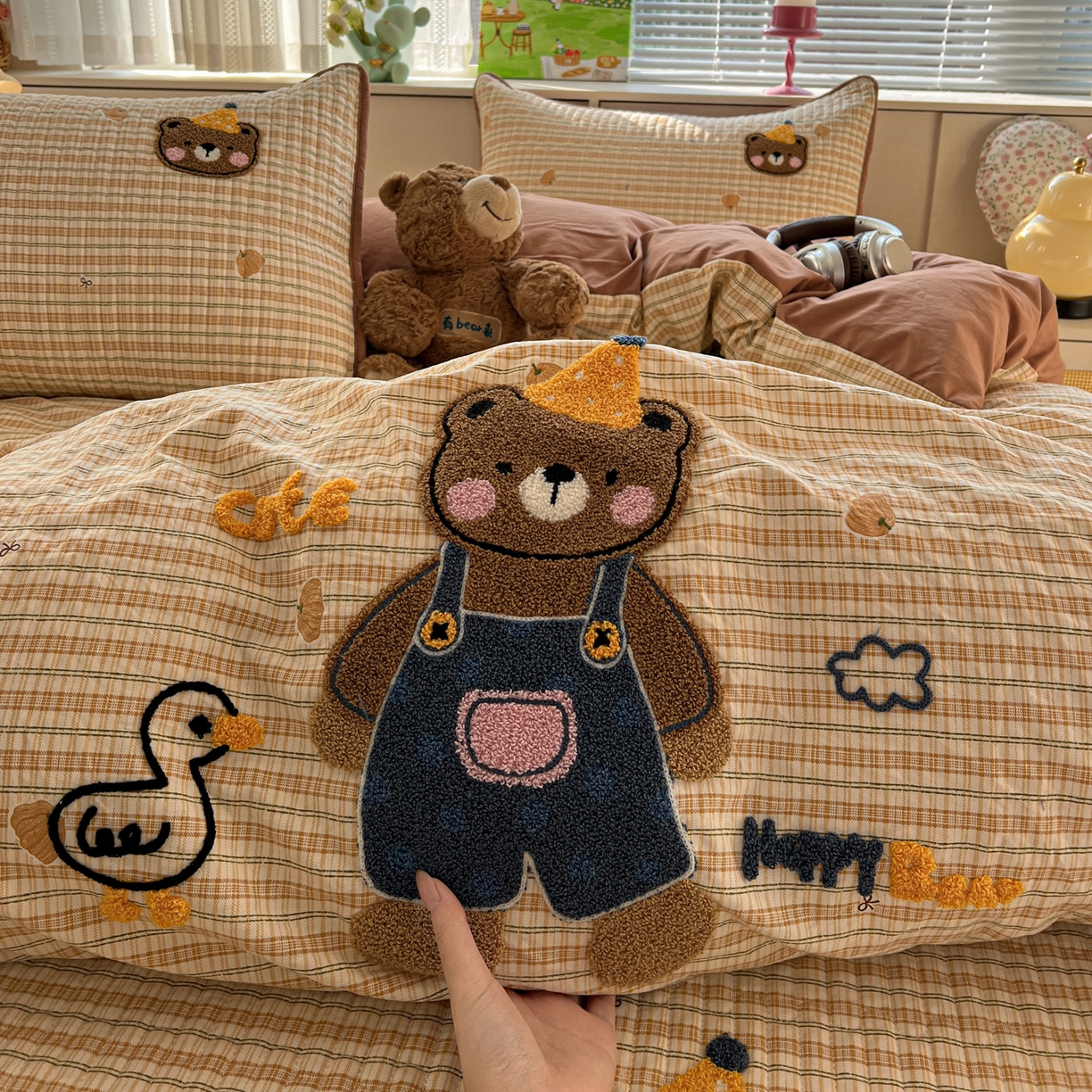 91家纺网 家纺一手货源 找家纺 水墨江南 2026直播热款加厚仿棉古法水洗棉夹棉床盖系列 快乐小熊