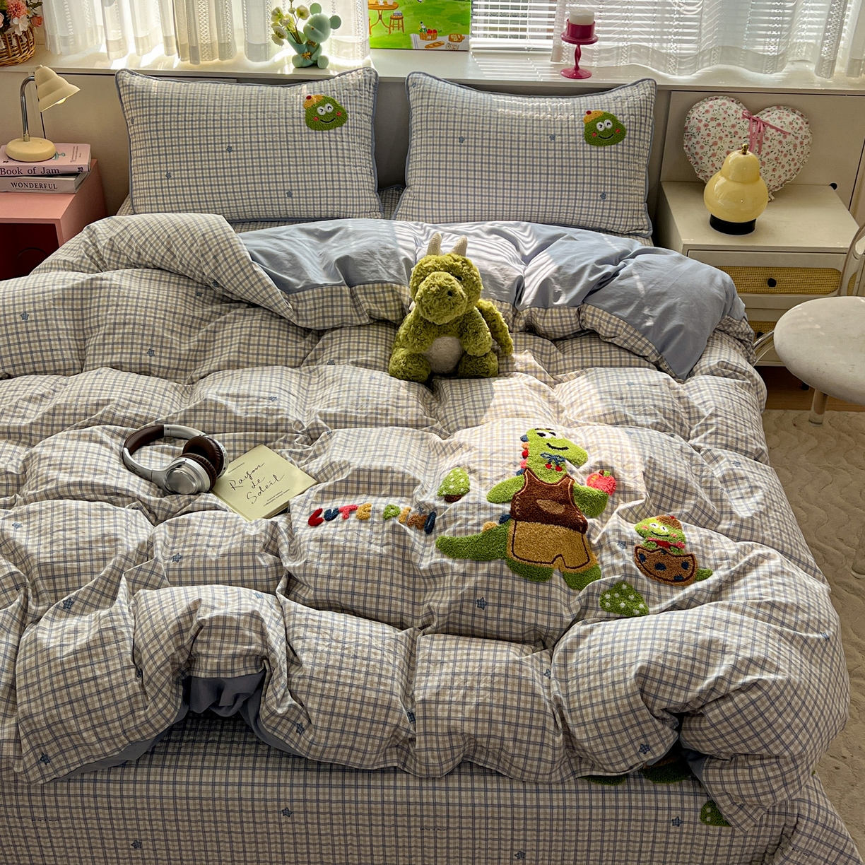 91家纺网 家纺一手货源 找家纺 水墨江南 2026直播热款加厚仿棉古法水洗棉夹棉床盖系列 星星恐龙