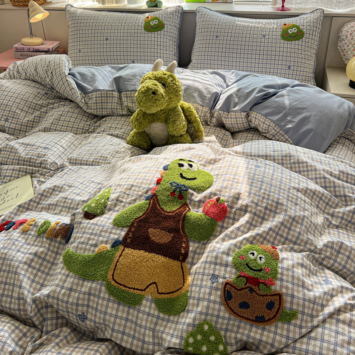 91家纺网 家纺一手货源 找家纺 水墨江南 2026直播热款加厚仿棉古法水洗棉夹棉床盖系列 星星恐龙