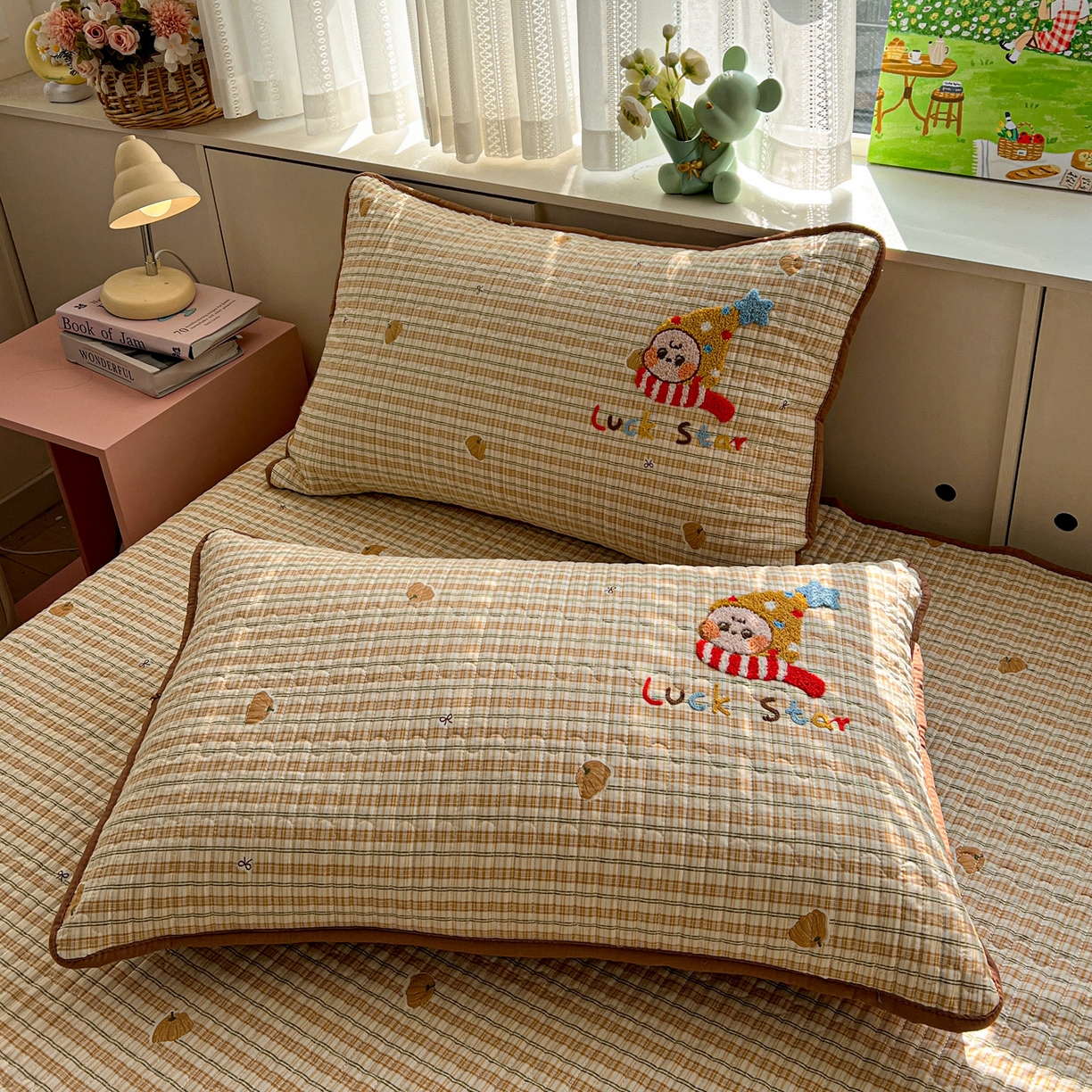 91家纺网 家纺一手货源 找家纺 水墨江南 2026直播热款加厚仿棉古法水洗棉夹棉床盖系列 星星男孩