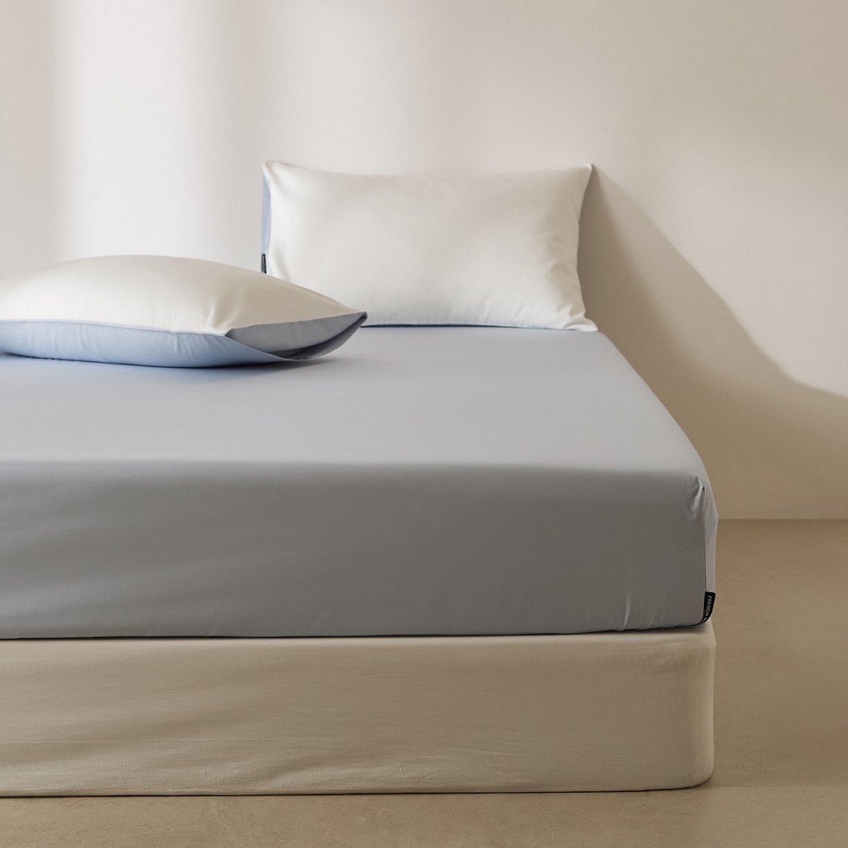 91家纺网 家纺一手货源 找家纺 EH家居 2026新款长绒棉安缦之境单品系列单床笠 安缦之境-夏至蓝