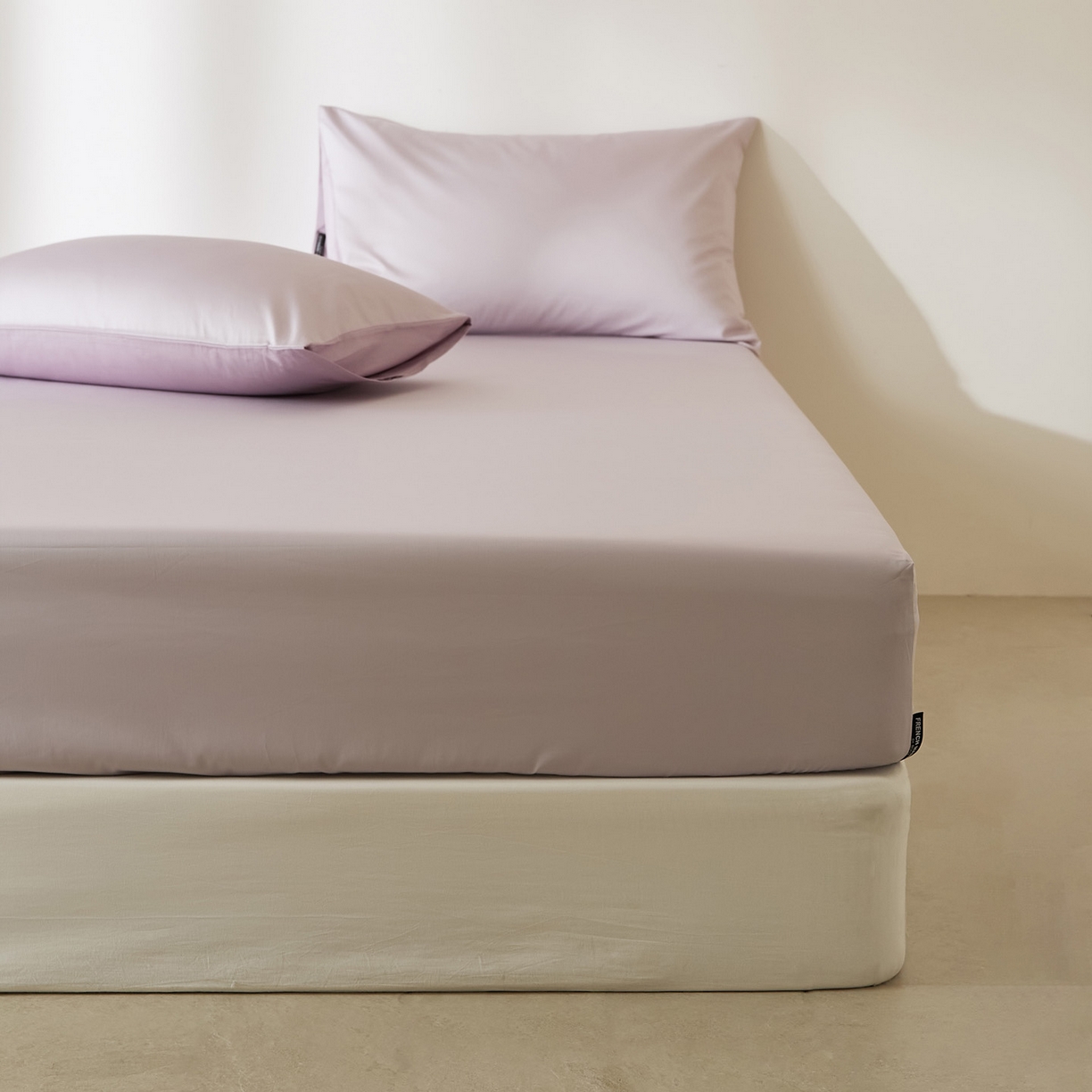 91家纺网 家纺一手货源 找家纺 EH家居 2026新款长绒棉安缦之境单品系列单床笠 安缦之境-灰樱紫