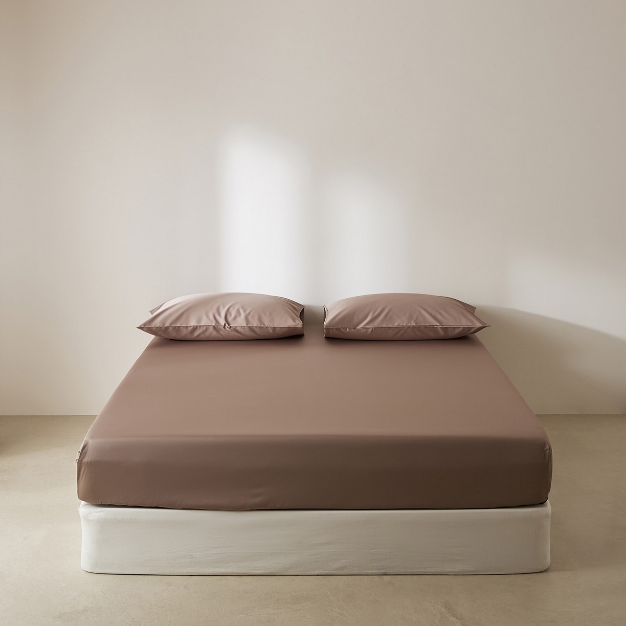 91家纺网 家纺一手货源 找家纺 EH家居 2026新款长绒棉安缦之境单品系列单床笠 安缦之境-布朗尼咖