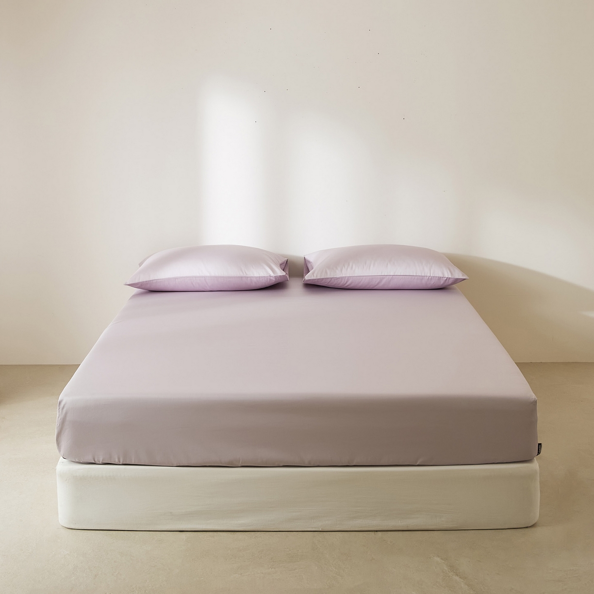 91家纺网 家纺一手货源 找家纺 EH家居 2026新款长绒棉安缦之境单品系列单床笠 安缦之境-灰樱紫