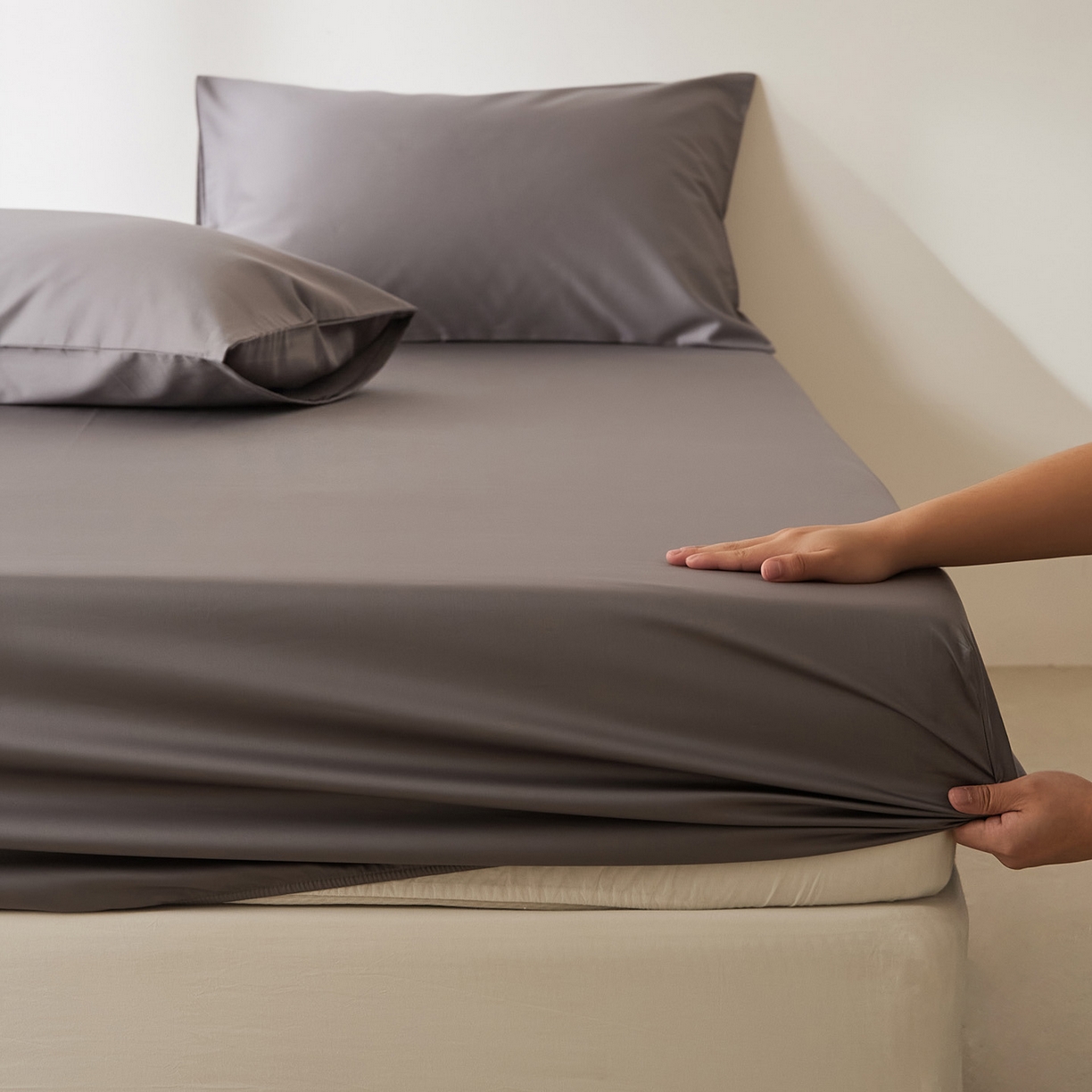 91家纺网 家纺一手货源 找家纺 EH家居 2026新款长绒棉安缦之境单品系列单床笠 安缦之境-冰岛灰