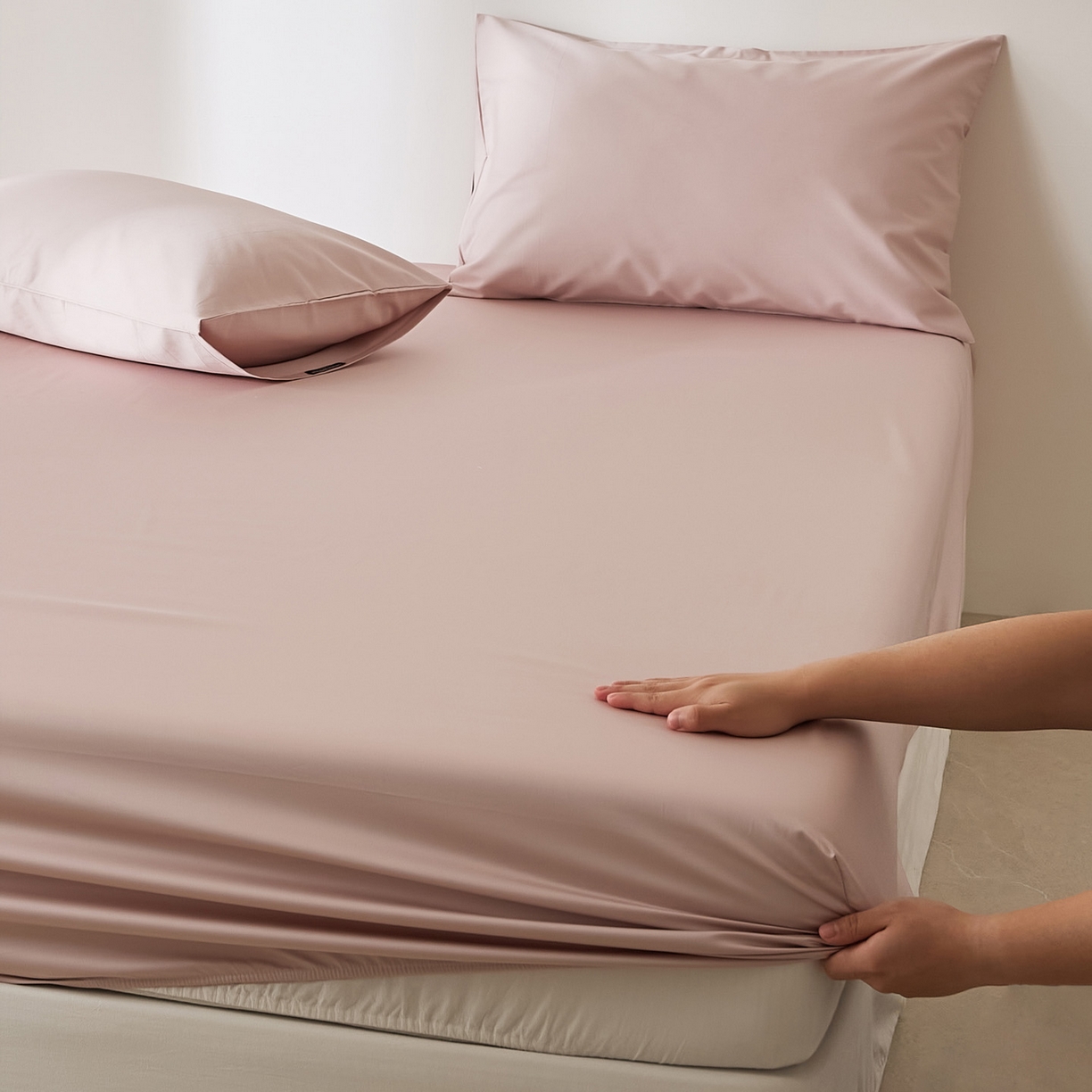 91家纺网 家纺一手货源 找家纺 EH家居 2026新款长绒棉安缦之境单品系列单床笠 安缦之境-灰裸粉