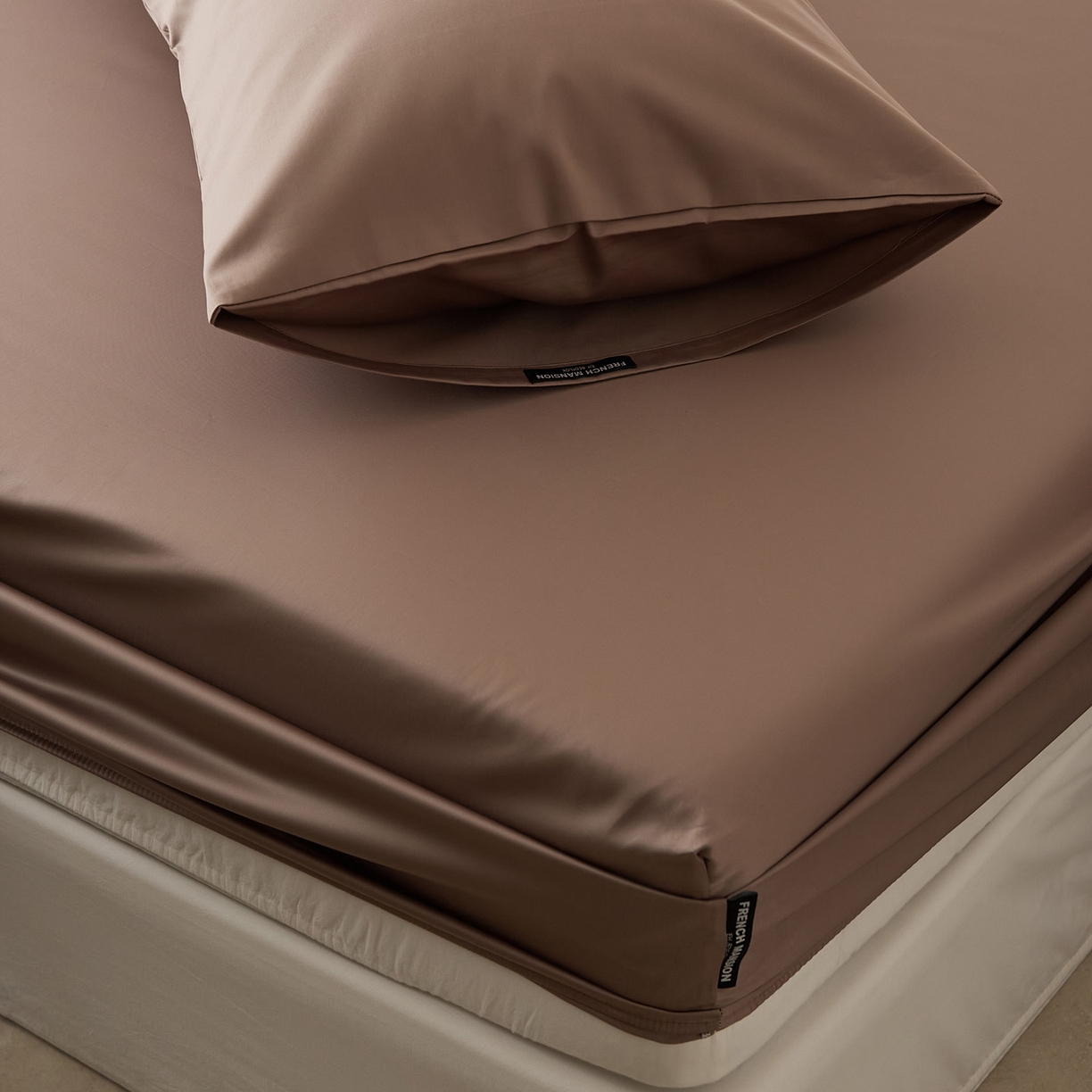 91家纺网 家纺一手货源 找家纺 EH家居 2026新款长绒棉安缦之境单品系列单床笠 安缦之境-布朗尼咖