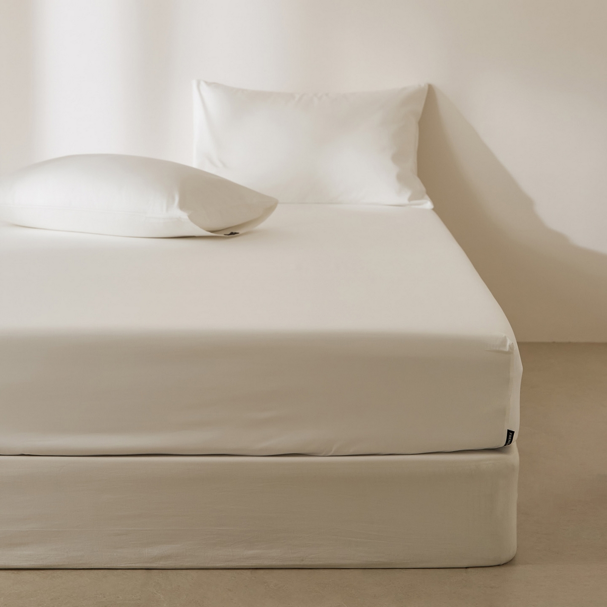 91家纺网 家纺一手货源 找家纺 EH家居 2026新款长绒棉安缦之境单品系列单床笠 安缦之境-月影白