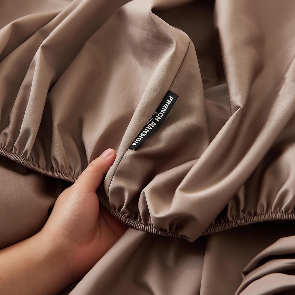 91家纺网 家纺一手货源 找家纺 EH家居 2026新款长绒棉安缦之境单品系列单床笠 安缦之境-布朗尼咖