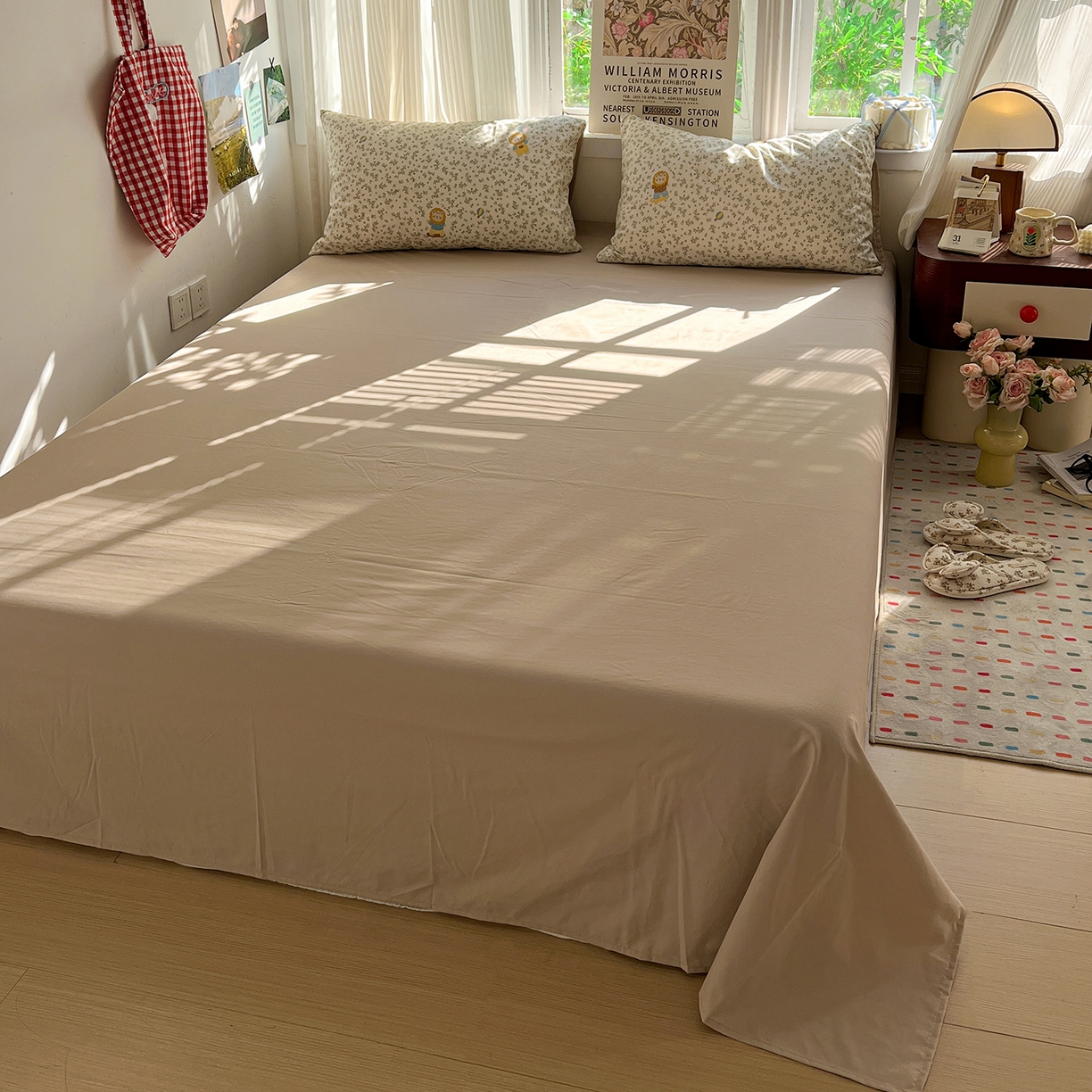 91家纺网 家纺一手货源 找家纺 水墨江南 2026新款加厚仿棉古法水洗棉小布袋款印花四件套 呆萌小狮子