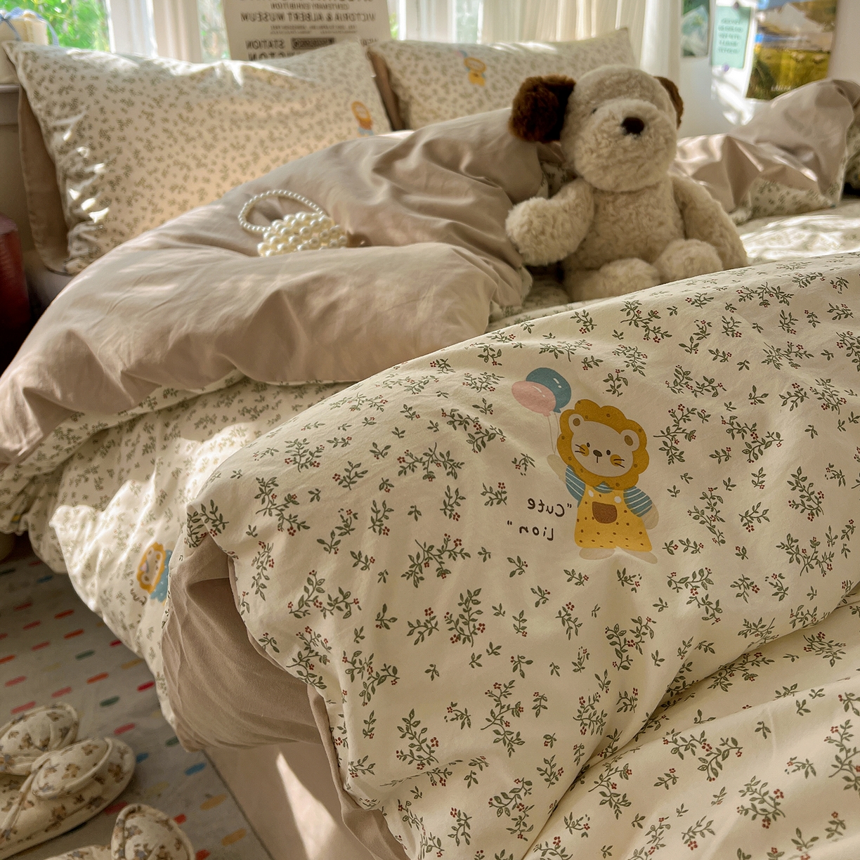 91家纺网 家纺一手货源 找家纺 水墨江南 2026新款加厚仿棉古法水洗棉小布袋款印花四件套 呆萌小狮子