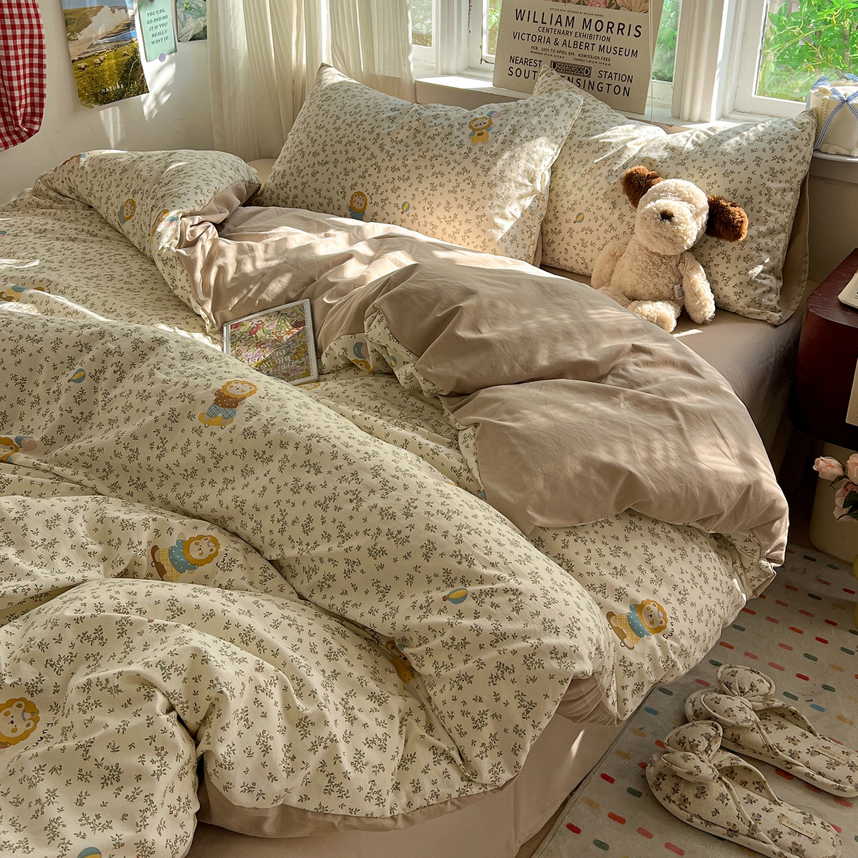 91家纺网 家纺一手货源 找家纺 水墨江南 2026新款加厚仿棉古法水洗棉小布袋款印花四件套 呆萌小狮子