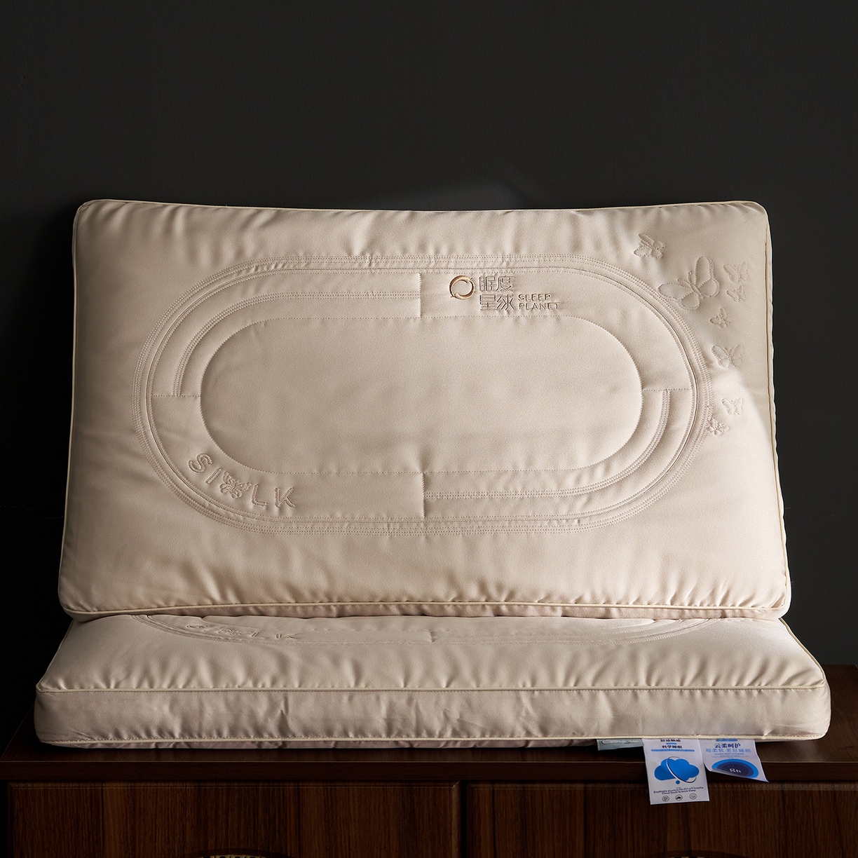 91家纺网 家纺一手货源 找家纺 乐可 2024新款双层纱兔兔荞麦枕 橙