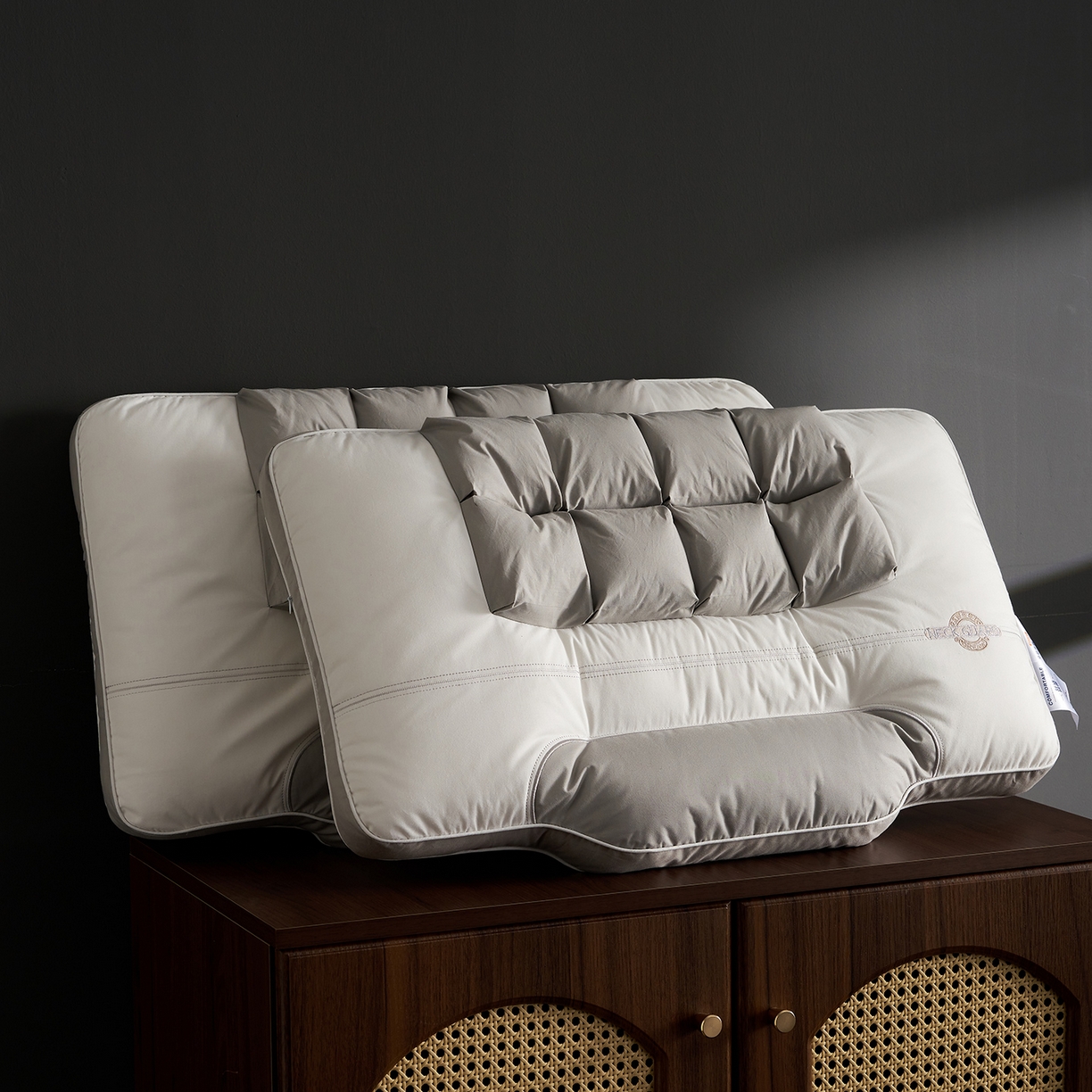 91家纺网 家纺一手货源 找家纺 （总）乐可 2025新款分区两用牵引枕全棉双向枕 枕头枕芯