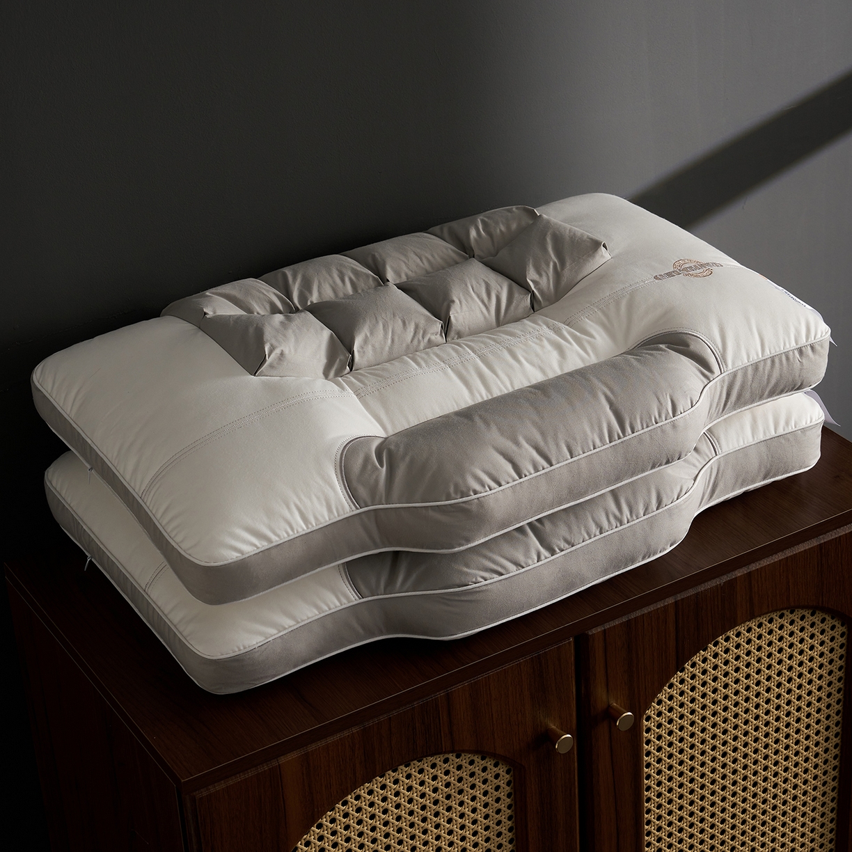 91家纺网 家纺一手货源 找家纺 （总）乐可 2025新款分区两用牵引枕全棉双向枕 枕头枕芯