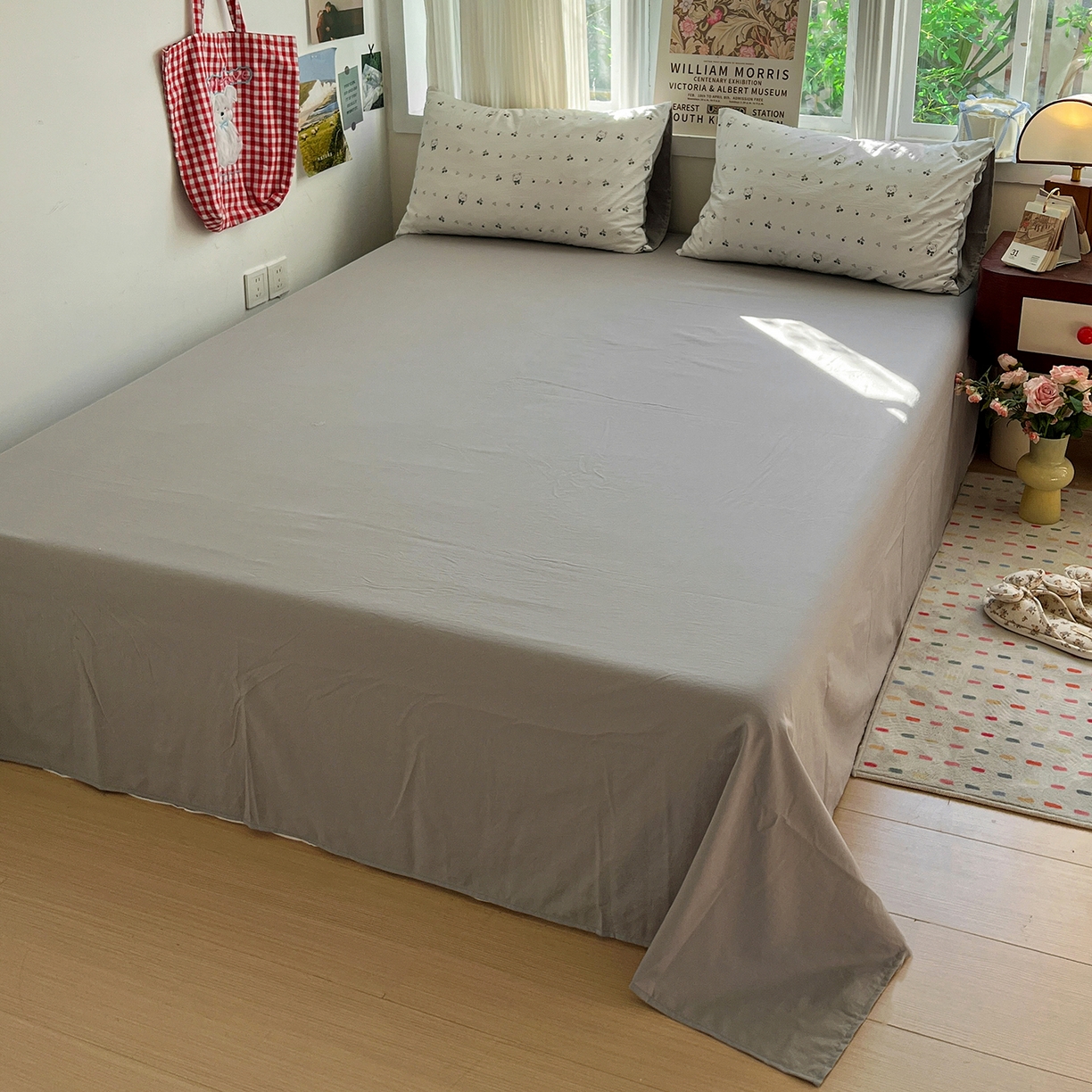 91家纺网 家纺一手货源 找家纺 水墨江南 2026新款加厚仿棉古法水洗棉小布袋款印花四件套 樱桃小熊