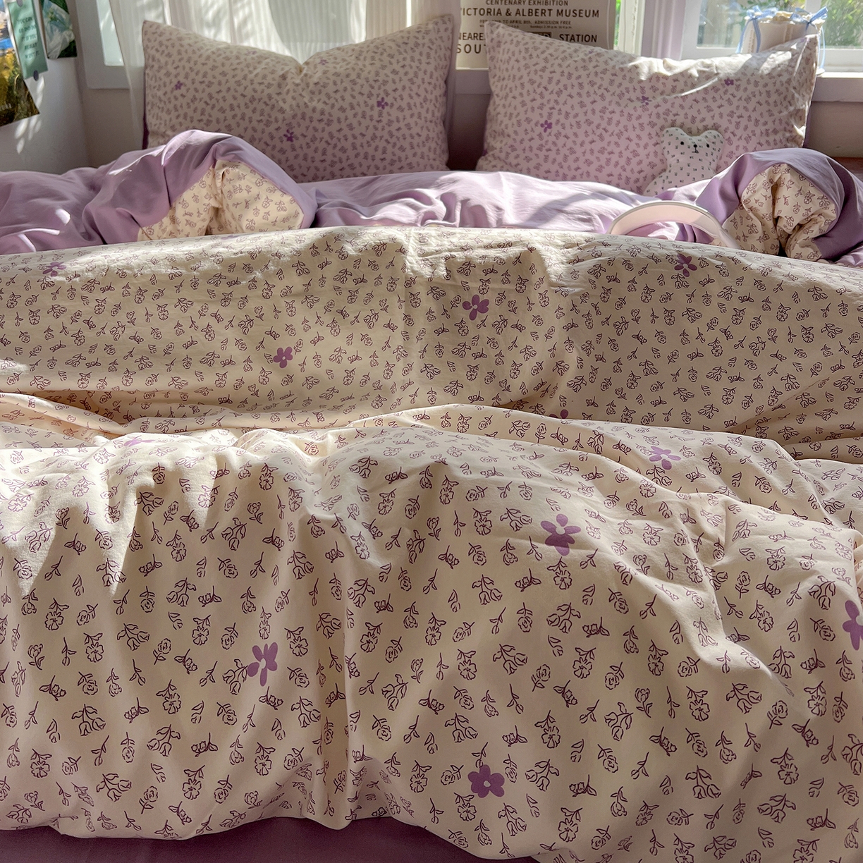 91家纺网 家纺一手货源 找家纺 水墨江南 2026新款加厚仿棉古法水洗棉小布袋款印花四件套 紫色小花