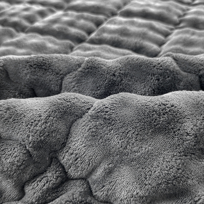 91家纺网 家纺一手货源 找家纺 奇丝雅 2025新款泡泡绒枕套加棉加厚冬季保暖毛绒牛奶绒加绒成人家用枕头套枕芯套单人学生宿舍48x74cm 幻影灰