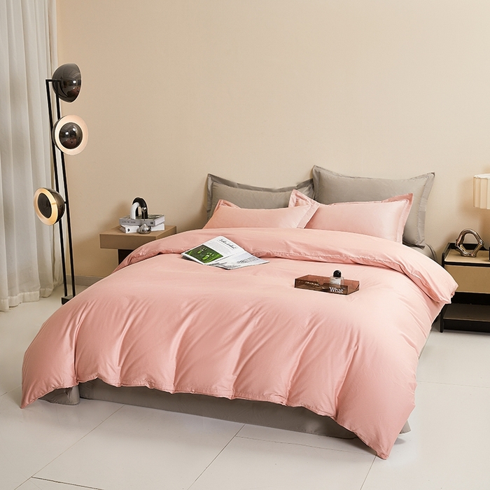 91家纺网 家纺一手货源 找家纺 名优家纺 2026新款60S13374高支密全棉印花纯色四件套 樱花粉+浅灰