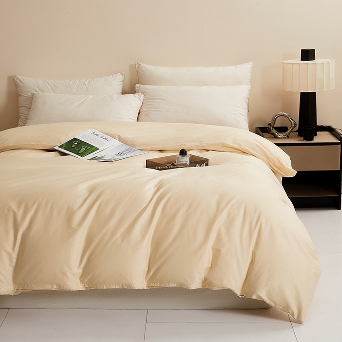 91家纺网 家纺一手货源 找家纺 名优家纺 2026新款60S13374高支密全棉印花纯色四件套 奶黄+樱花粉