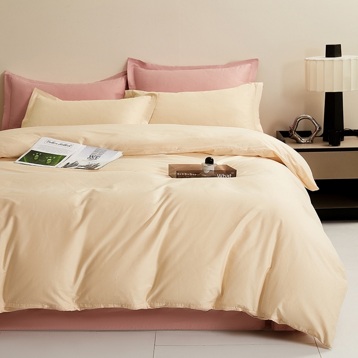 91家纺网 家纺一手货源 找家纺 名优家纺 2026新款60S13374高支密全棉印花纯色四件套 奶黄+樱花粉