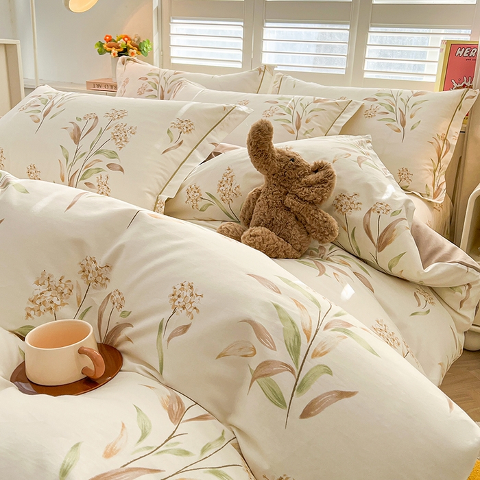 91家纺网 家纺一手货源 找家纺 名优家纺 2026新款60S13374高支密全棉印花纯色四件套 森野花簇-绿