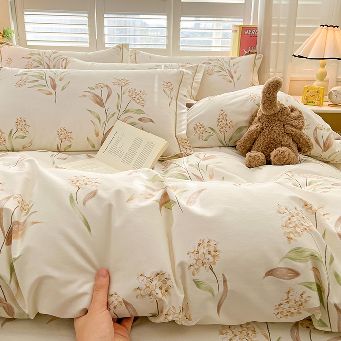 91家纺网 家纺一手货源 找家纺 名优家纺 2026新款60S13374高支密全棉印花纯色四件套 森野花簇-绿