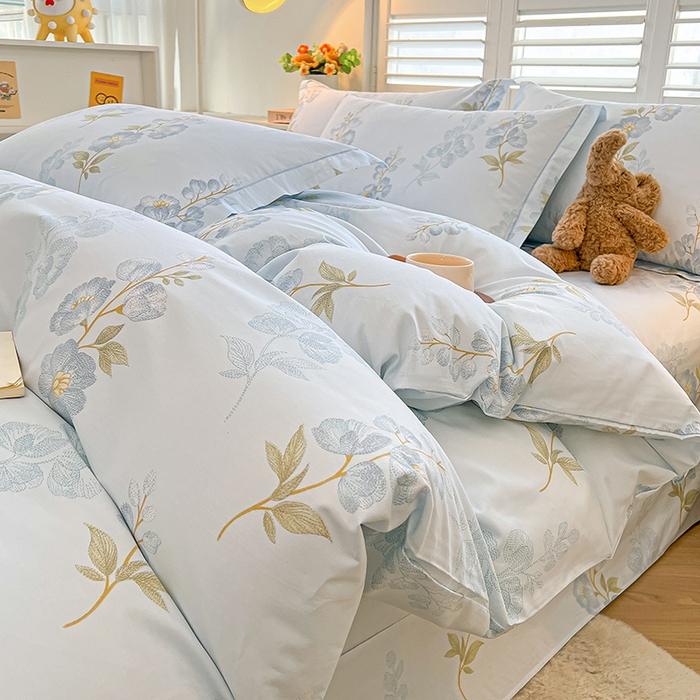 91家纺网 家纺一手货源 找家纺 名优家纺 2026新款60S13374高支密全棉印花纯色四件套 绣花仙-蓝