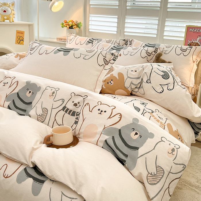 91家纺网 家纺一手货源 找家纺 名优家纺 2026新款60S13374高支密全棉印花纯色四件套 熊派对-米