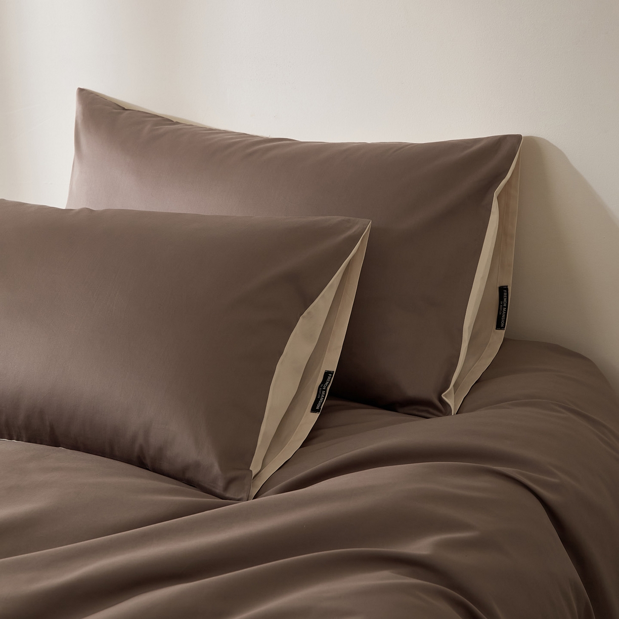 91家纺网 家纺一手货源 找家纺 EH家居 2026新款长绒棉安缦之境单品系列单枕套 AB版-安缦之境-布朗尼咖