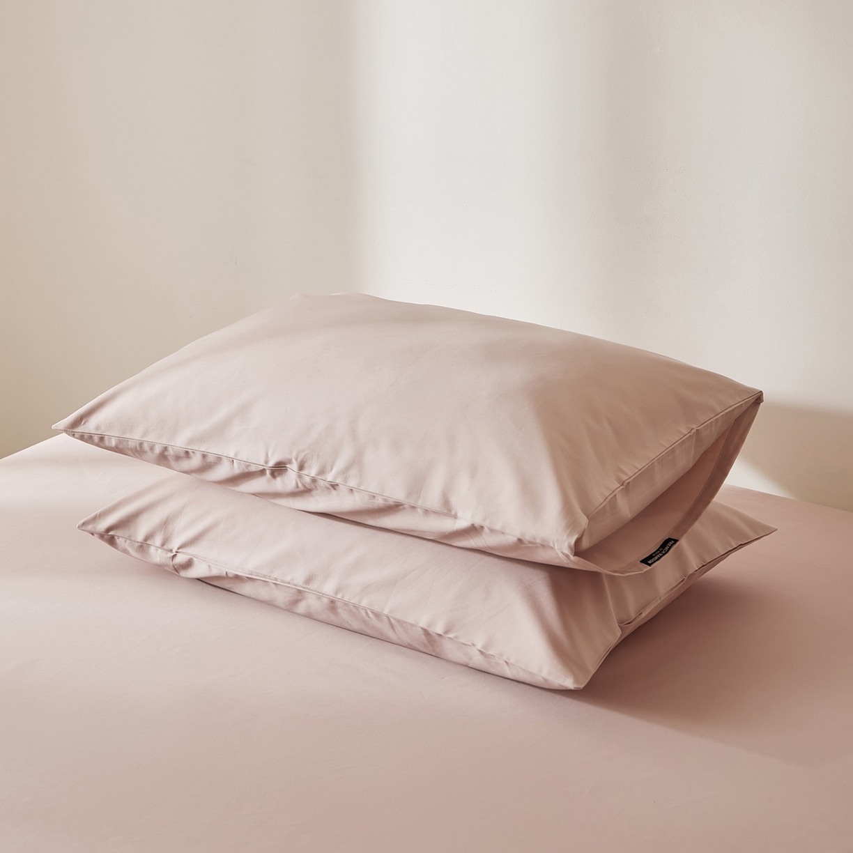 91家纺网 家纺一手货源 找家纺 EH家居 2026新款长绒棉安缦之境单品系列单枕套 AA版-安缦之境-灰裸粉