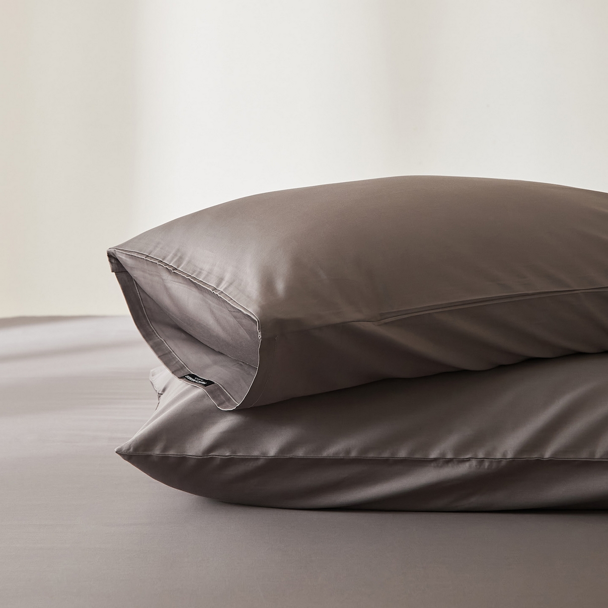 91家纺网 家纺一手货源 找家纺 EH家居 2026新款长绒棉安缦之境单品系列单枕套 AA版-安缦之境-冰岛灰