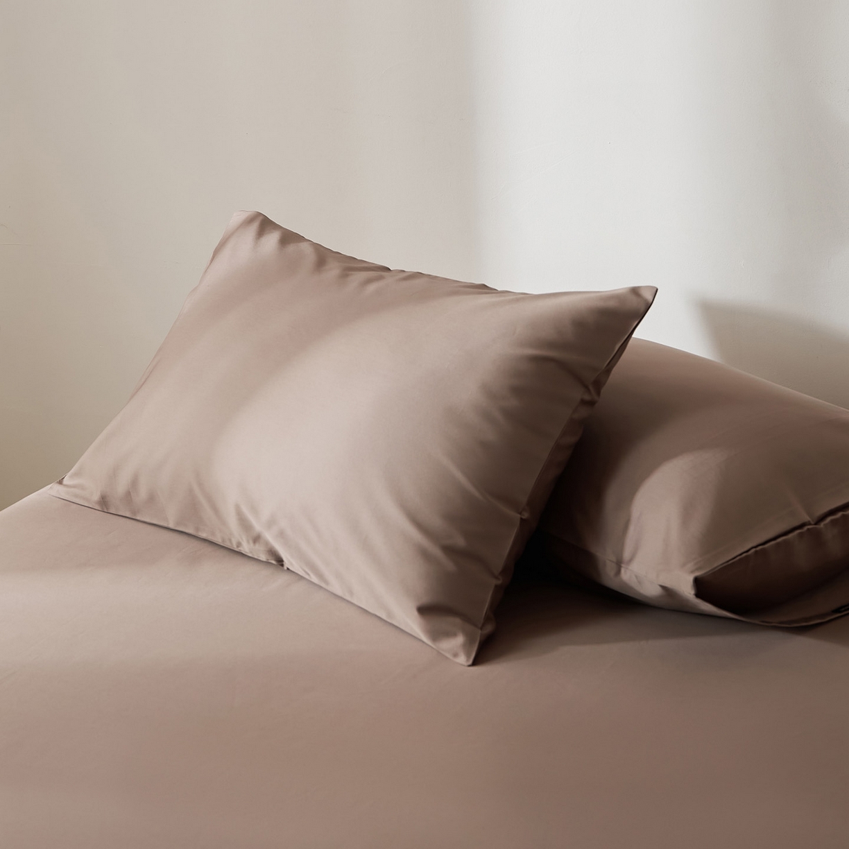 91家纺网 家纺一手货源 找家纺 EH家居 2026新款长绒棉安缦之境单品系列单枕套 AA版-安缦之境-布朗尼咖