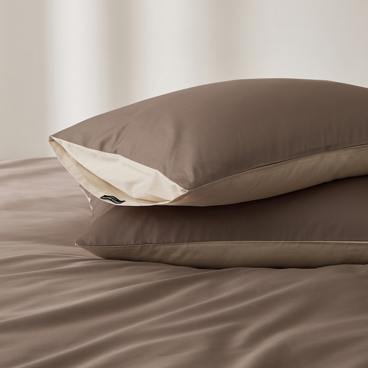 91家纺网 家纺一手货源 找家纺 EH家居 2026新款长绒棉安缦之境单品系列单枕套 AB版-安缦之境-布朗尼咖