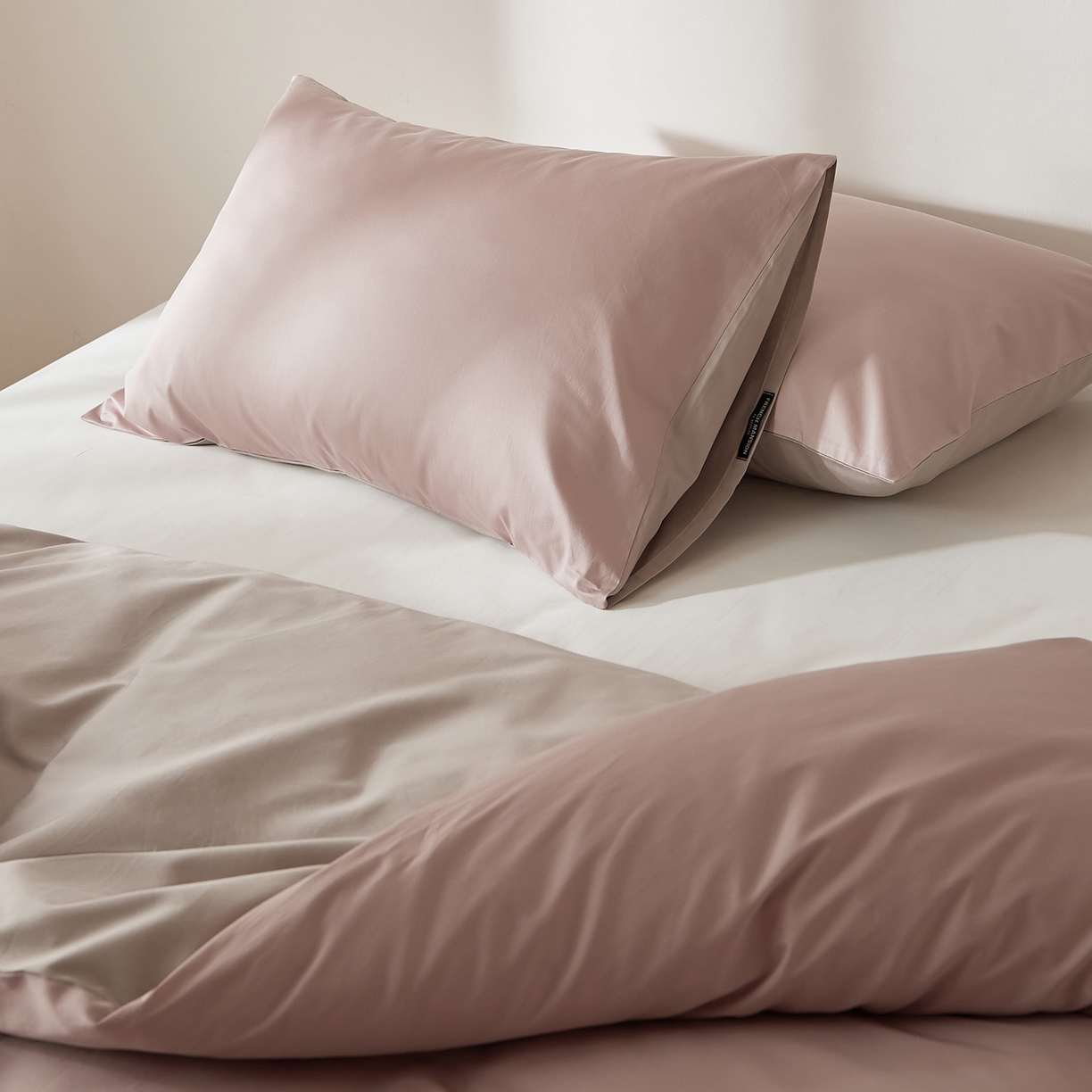 91家纺网 家纺一手货源 找家纺 EH家居 2026新款长绒棉安缦之境单品系列单枕套 AB版-安缦之境-洋气粉灰