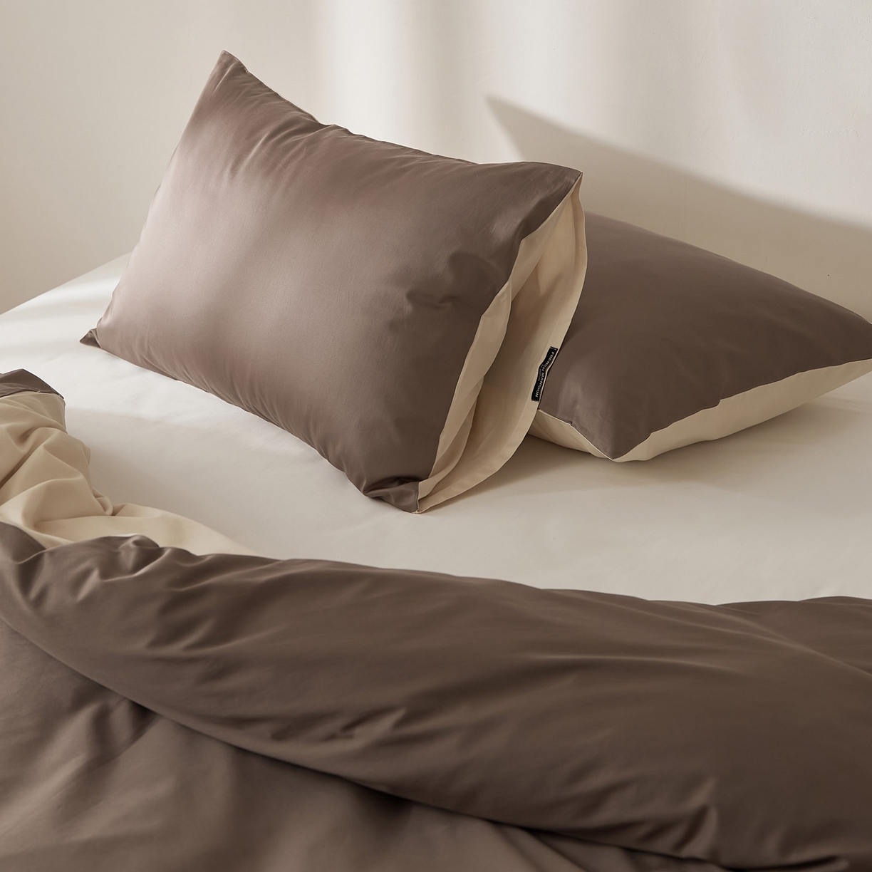 91家纺网 家纺一手货源 找家纺 EH家居 2026新款长绒棉安缦之境单品系列单枕套 AB版-安缦之境-布朗尼咖