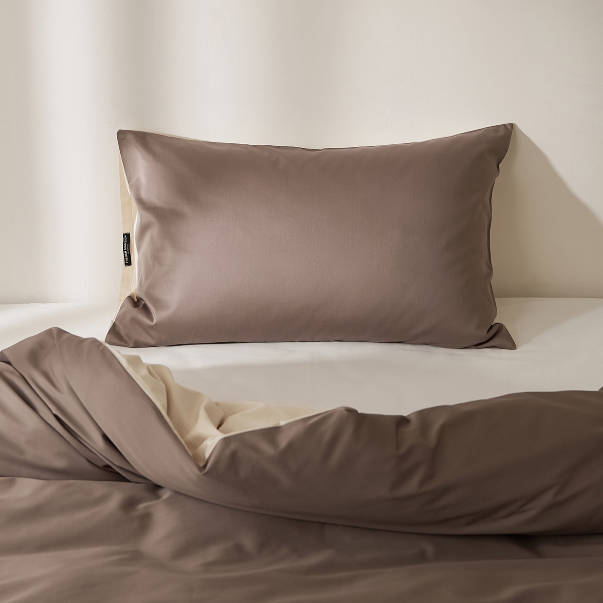 91家纺网 家纺一手货源 找家纺 EH家居 2026新款长绒棉安缦之境单品系列单枕套 AB版-安缦之境-布朗尼咖