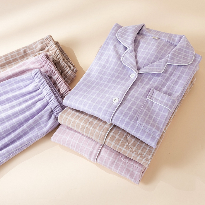 91家纺网 家纺一手货源 找家纺 洛兰沙家居馆 2025新款秋冬保暖女士家居服素行简约格休闲舒适睡衣长袖长裤翻领弹力 组合图仅供参考不可下单