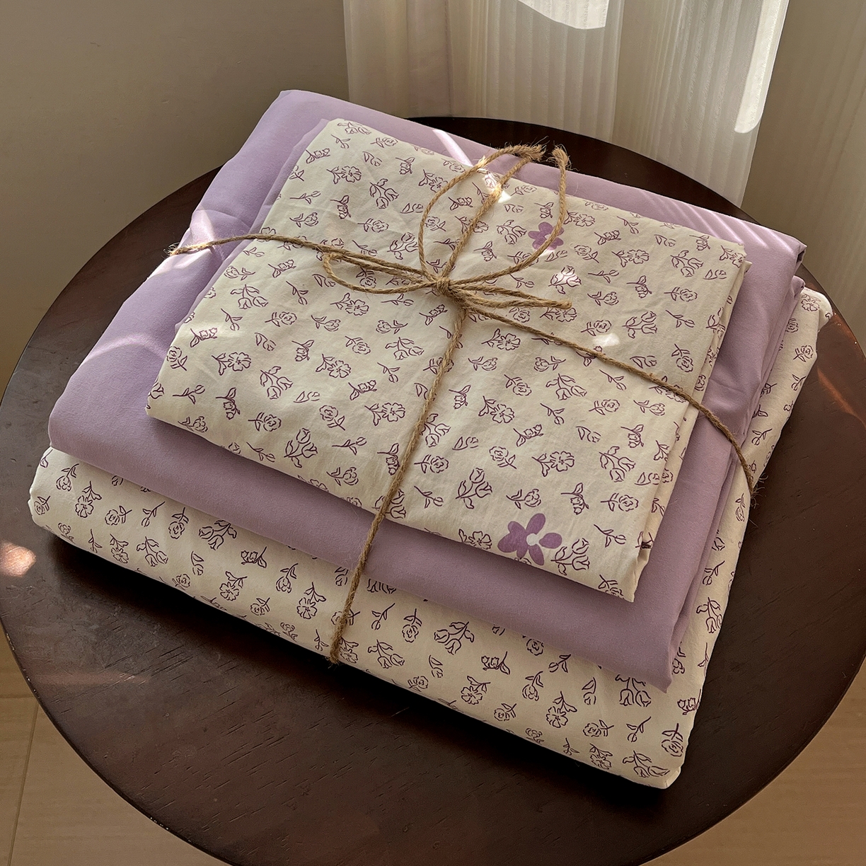 91家纺网 家纺一手货源 找家纺 水墨江南 2026新款加厚仿棉古法水洗棉小布袋款印花四件套 紫色小花