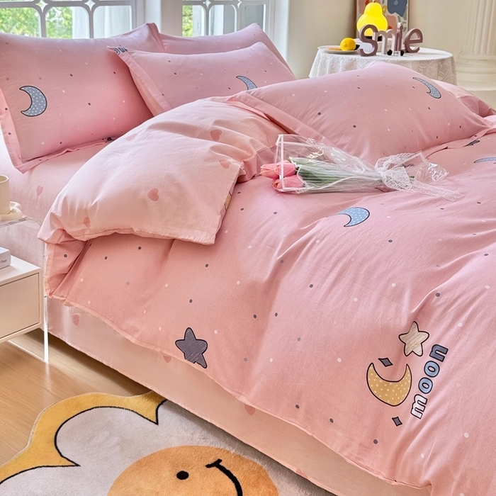 91家纺网 家纺一手货源 找家纺 珂博家纺 2025新款12868全棉纯棉小清新印花四件套学生宿舍三件套-系列二 粉穹星语