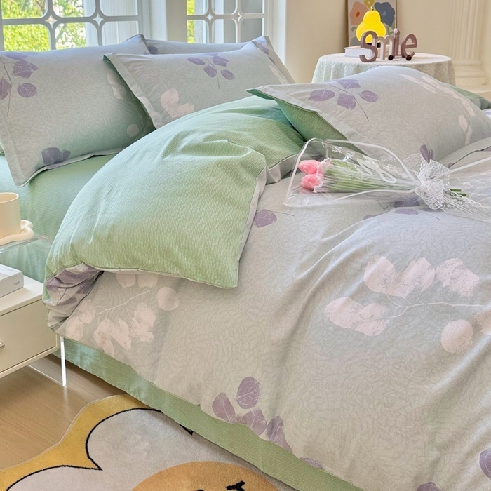 91家纺网 家纺一手货源 找家纺 珂博家纺 2025新款12868全棉纯棉小清新印花四件套学生宿舍三件套-系列二 浮青曳紫