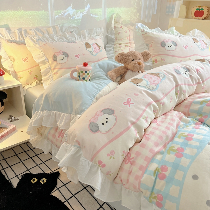 91家纺网 家纺一手货源 找家纺 六巷胡同 2026春夏新款韩式INS减龄花边款全棉卡通四件套 花边洋气柯基崽