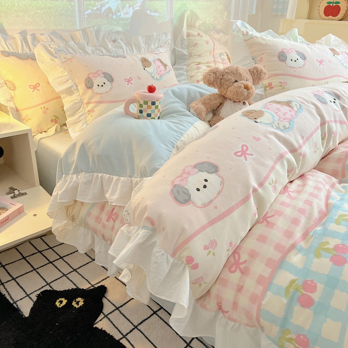 91家纺网 家纺一手货源 找家纺 六巷胡同 2026春夏新款韩式INS减龄花边款全棉卡通四件套 花边洋气柯基崽